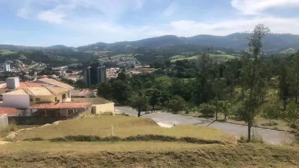 Terreno em Amparo/SP.