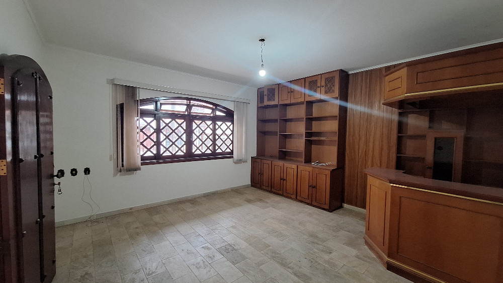 Casa Jardim Itália - Amparo/SP.